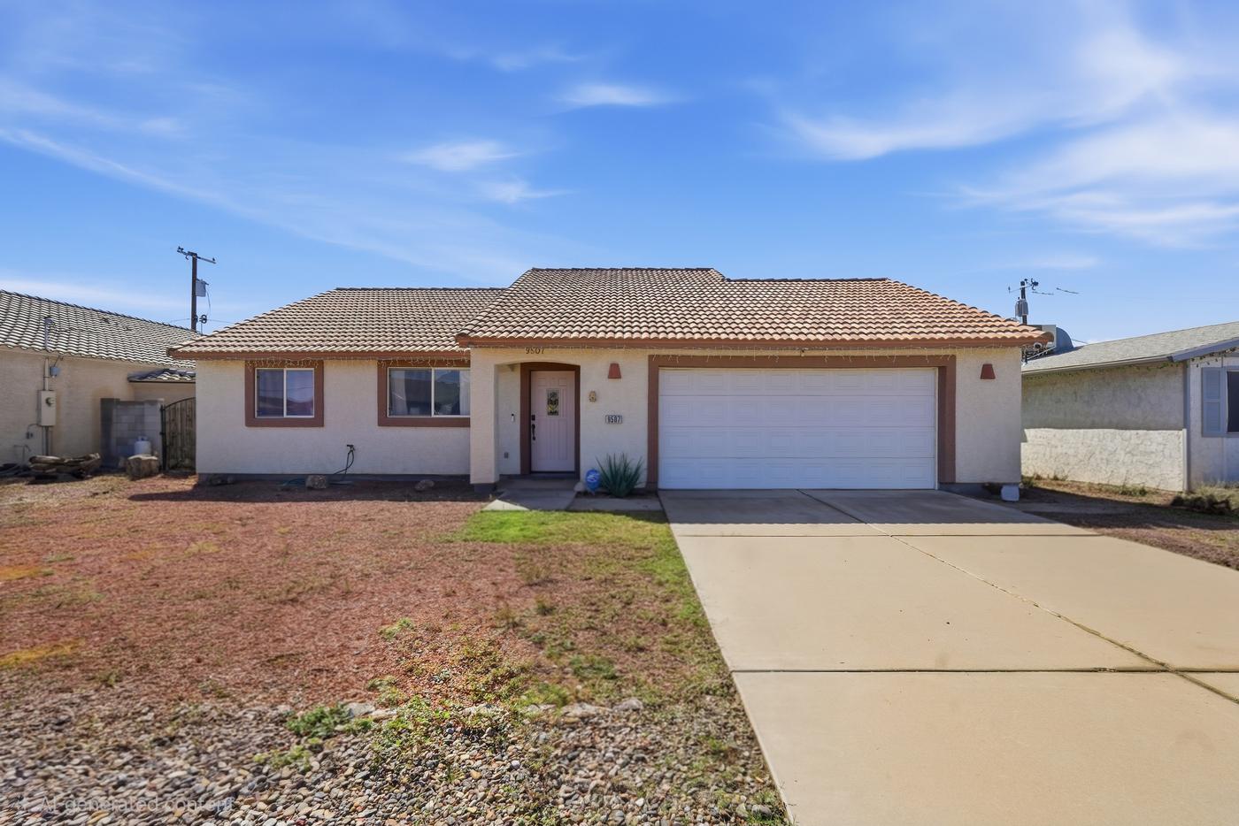 9507 W Coronado Dr, Arizona City AZ — front exterior